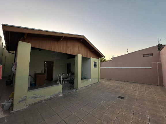 Imagem Casa com 2 Quartos à Venda, 250 m² em Jardim Califórnia - Taubaté Imagem Casa com 2 Quartos à Venda, 250 m² em Jardim Califórnia - Taubaté