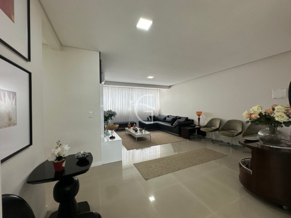 Imóvel com 3 Quartos à Venda, 168 m² em Anita Garibaldi - Joinville