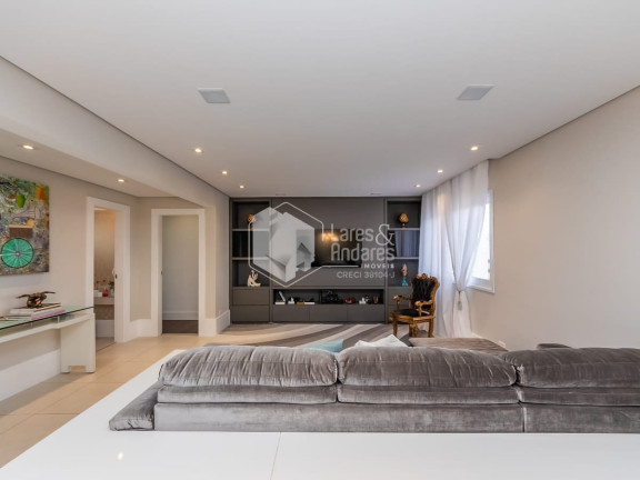 Apartamento com 3 Quartos à Venda, 187 m² em Vila Hamburguesa - São Paulo