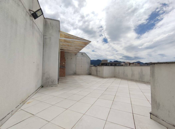 Imagem Cobertura com 4 Quartos à Venda, 180 m² em Centro - Ubatuba
