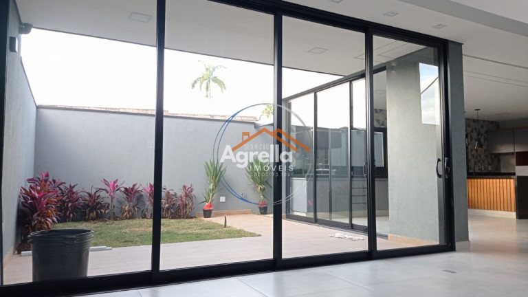Imagem Imóvel com 3 Quartos à Venda, 176 m² em Condominio Santa Mônica Iii - Mogi Guaçu Imagem Imóvel com 3 Quartos à Venda, 176 m² em Condominio Santa Mônica Iii - Mogi Guaçu