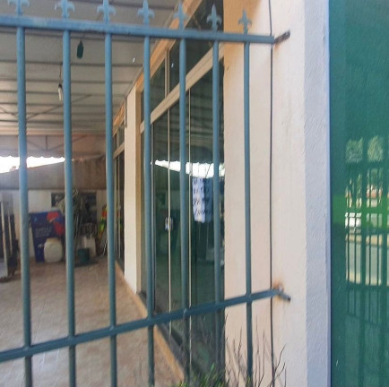 Imagem Imóvel com 18 Quartos à Venda, 600 m² em Guará I - Brasília Imagem Imóvel com 18 Quartos à Venda, 600 m² em Guará I - Brasília