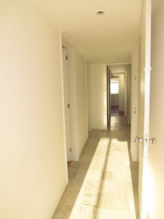 Imagem Imóvel com 4 Quartos à Venda, 184 m² em Rio Branco - Porto Alegre Imagem Imóvel com 4 Quartos à Venda, 184 m² em Rio Branco - Porto Alegre