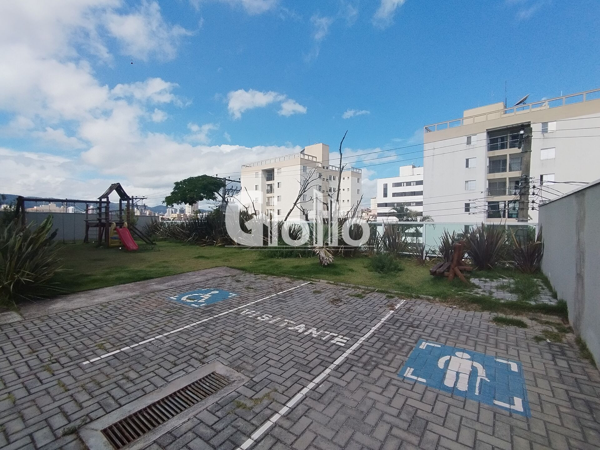 Casa de Condomínio com 3 Quartos à Venda, 94 m² em Alto Ipiranga - Mogi Das Cruzes