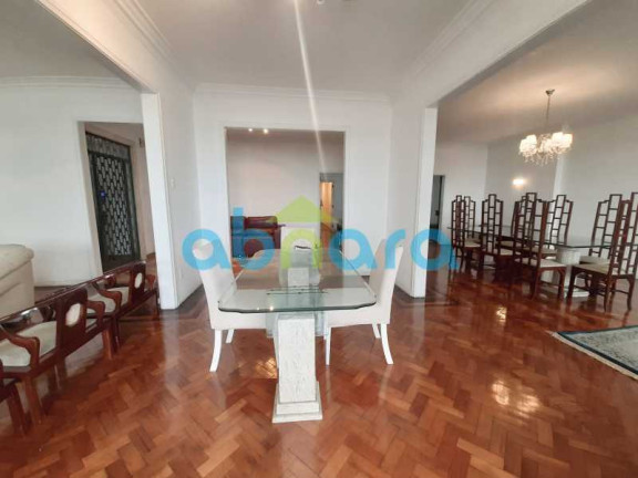 Imagem Apartamento com 4 Quartos à Venda, 285 m² em Copacabana - Rio De Janeiro Imagem Apartamento com 4 Quartos à Venda, 285 m² em Copacabana - Rio De Janeiro