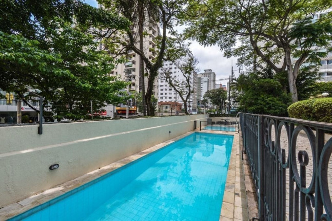Apartamento com 3 Quartos à Venda, 135 m² em Moema - São Paulo