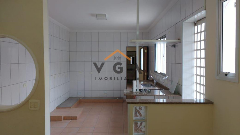 Imagem Casa com 4 Quartos à Venda, 270 m² em Vila Nhocune - São Paulo