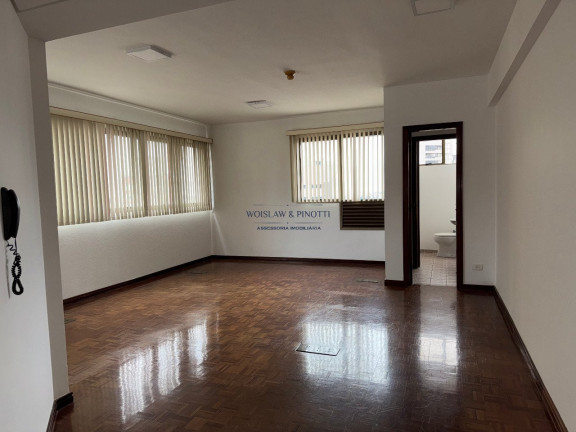 Imagem Sala Comercial à Venda ou Locação, 50 m² em Batel - Curitiba Imagem Sala Comercial à Venda ou Locação, 50 m² em Batel - Curitiba