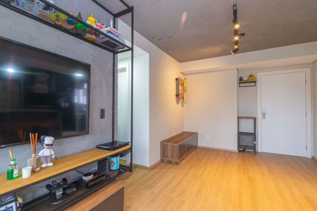 Imagem Imóvel com 2 Quartos à Venda, 65 m² em Petrópolis - Porto Alegre