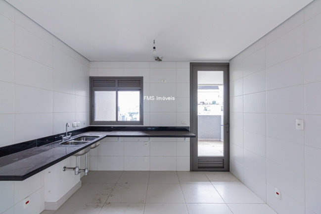 Imagem Imóvel com 3 Quartos à Venda, 388 m² em Vila Nova Conceição - São Paulo