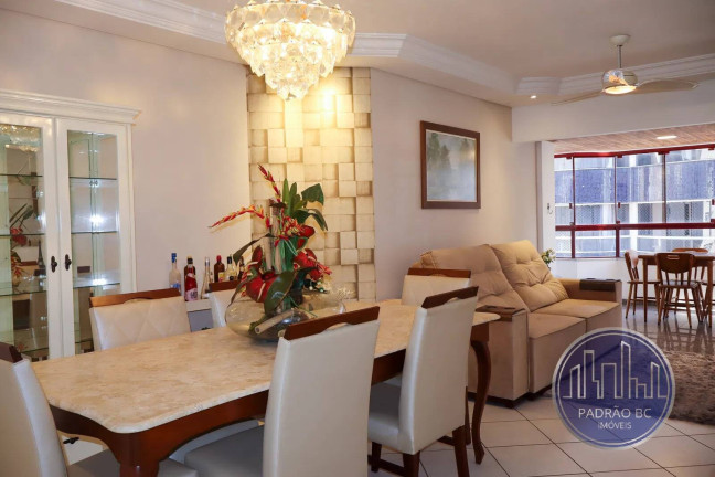 Imagem Apartamento com 3 Quartos à Venda, 160 m² em Centro - Balneário Camboriú