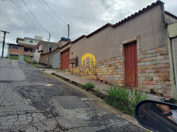 Casa com 4 Quartos à Venda, 360 m² em Milionários (barreiro) - Belo Horizonte