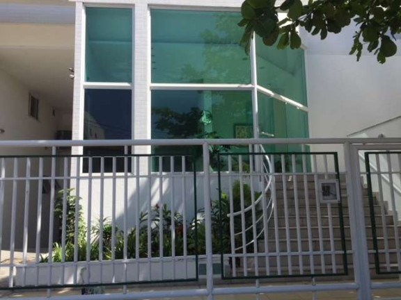 Imagem Apartamento com 2 Quartos para Temporada, 90 m² em Braga - Cabo Frio