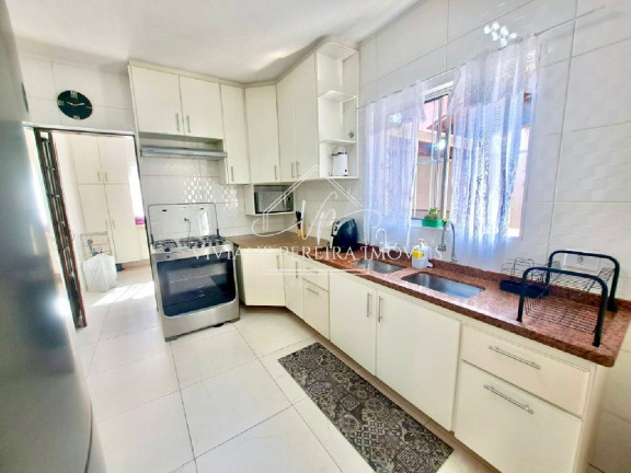 Imagem Casa com 2 Quartos à Venda, 219 m² em Veloso - Osasco