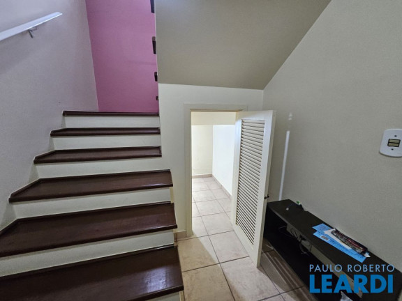 Imagem Sobrado com 3 Quartos à Venda, 253 m² em Vila Valparaíso - Santo André Imagem Sobrado com 3 Quartos à Venda, 253 m² em Vila Valparaíso - Santo André