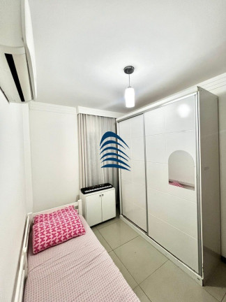 Imagem Imóvel com 3 Quartos à Venda, 123 m² em Imbuí - Salvador