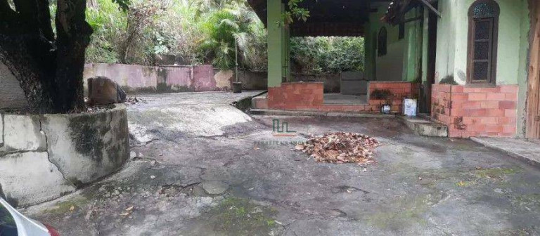 Imagem Casa com 6 Quartos à Venda, 190 m² em Baldeador - Niterói Imagem Casa com 6 Quartos à Venda, 190 m² em Baldeador - Niterói