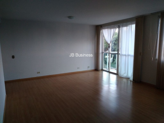 Imagem Imóvel com 2 Quartos à Venda, 140 m² em água Verde - Curitiba Imagem Imóvel com 2 Quartos à Venda, 140 m² em água Verde - Curitiba
