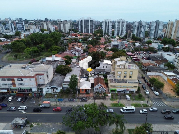 Imagem Imóvel à Venda, 180 m² em Vila Ipiranga - Porto Alegre Imagem Imóvel à Venda, 180 m² em Vila Ipiranga - Porto Alegre