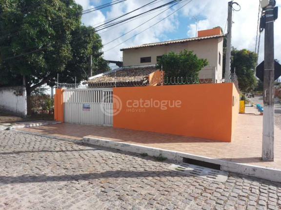 Casa com 3 Quartos à Venda, 180 m² em Lagoa Nova - Natal