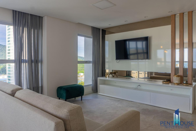 Imagem Apartamento com 3 Quartos à Venda, 145 m² em Centro - Balneário Camboriú Imagem Apartamento com 3 Quartos à Venda, 145 m² em Centro - Balneário Camboriú