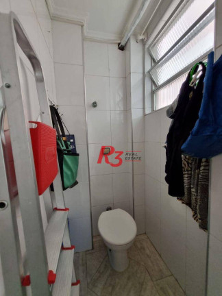 Imagem Apartamento com 2 Quartos à Venda, 76 m² em Embaré - Santos