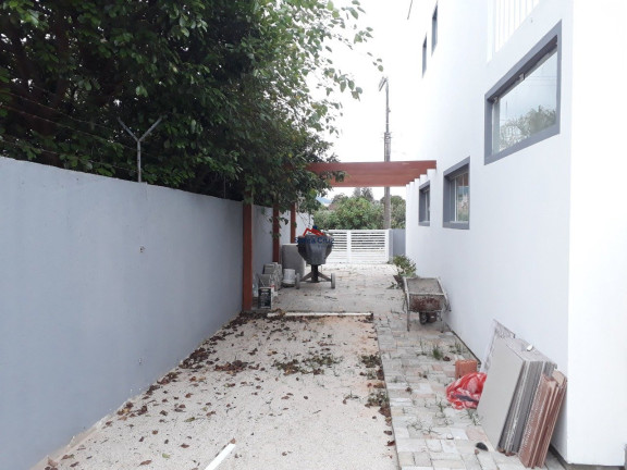 Imagem Sobrado com 2 Quartos à Venda, 109 m² em São João Do Rio Vermelho - Florianópolis Imagem Sobrado com 2 Quartos à Venda, 109 m² em São João Do Rio Vermelho - Florianópolis