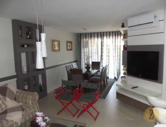 Imagem Apartamento com 3 Quartos à Venda, 104 m² em Centro - Bombinhas Imagem Apartamento com 3 Quartos à Venda, 104 m² em Centro - Bombinhas