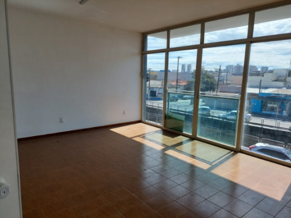 Sala Comercial à Venda ou Temporada, 14 m² em Vianelo - Jundiaí