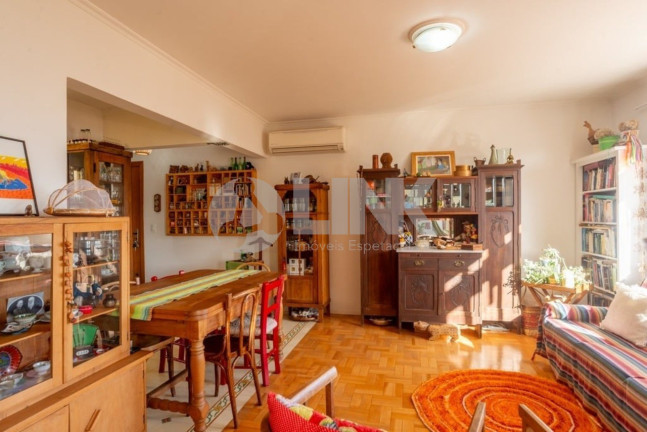 Imagem Apartamento com 2 Quartos à Venda, 95 m² em Menino Deus - Porto Alegre Imagem Apartamento com 2 Quartos à Venda, 95 m² em Menino Deus - Porto Alegre