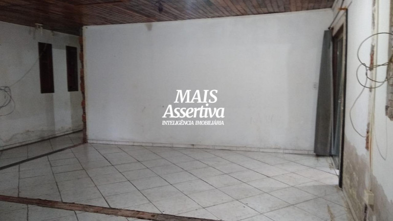 Imagem Casa com 2 Quartos para Alugar, 1.800 m² em Diehl - Novo Hamburgo Imagem Casa com 2 Quartos para Alugar, 1.800 m² em Diehl - Novo Hamburgo