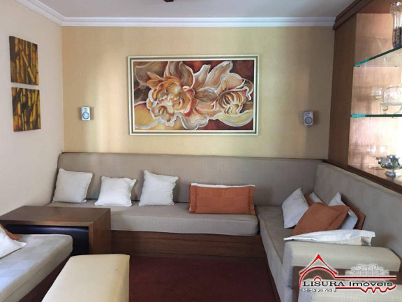 Imagem Casa com 4 Quartos à Venda, 207 m² em Jd Coleginho - Jacareí Imagem Casa com 4 Quartos à Venda, 207 m² em Jd Coleginho - Jacareí