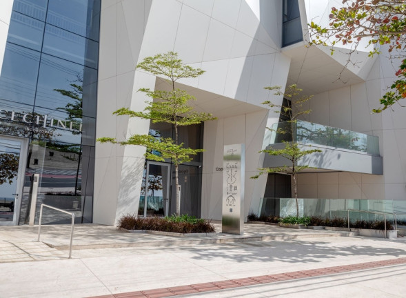 Imagem Imóvel com 4 Quartos à Venda, 248 m² em Centro - Balneário Camboriú Imagem Imóvel com 4 Quartos à Venda, 248 m² em Centro - Balneário Camboriú