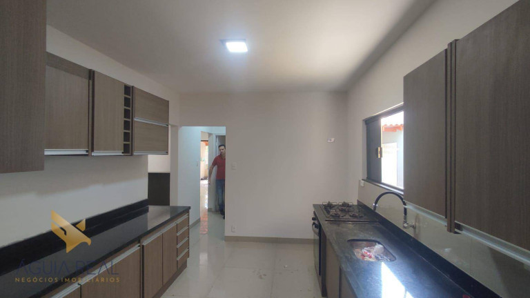 Imagem Sobrado com 4 Quartos à Venda, 220 m² em Vila Planalto - Campo Grande Imagem Sobrado com 4 Quartos à Venda, 220 m² em Vila Planalto - Campo Grande