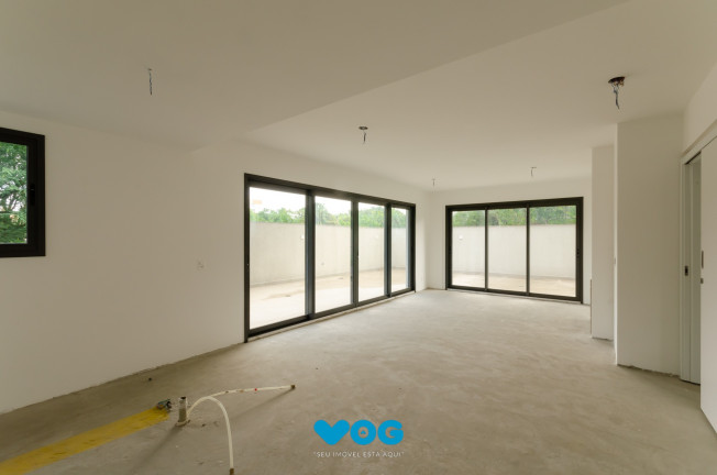 Imagem Imóvel com 2 Quartos à Venda, 171 m² em Mont' Serrat - Porto Alegre Imagem Imóvel com 2 Quartos à Venda, 171 m² em Mont' Serrat - Porto Alegre