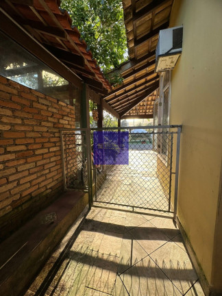 Imagem Casa com 7 Quartos à Venda, em Enseada - Guarujá Imagem Casa com 7 Quartos à Venda, em Enseada - Guarujá