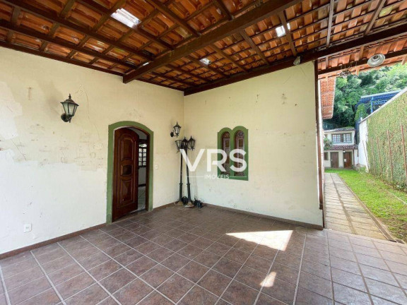 Imagem Casa com 6 Quartos à Venda ou Locação, 288 m² em Várzea - Teresópolis Imagem Casa com 6 Quartos à Venda ou Locação, 288 m² em Várzea - Teresópolis