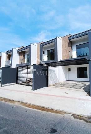 Imagem Casa com 3 Quartos à Venda, 113 m² em Bom Retiro - Joinville Imagem Casa com 3 Quartos à Venda, 113 m² em Bom Retiro - Joinville