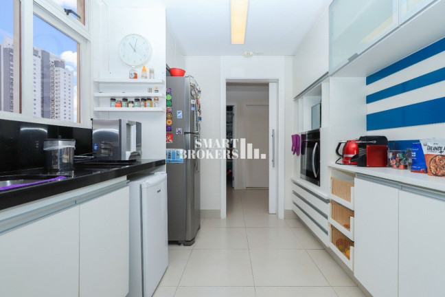 Imagem Apartamento com 2 Quartos à Venda, 204 m² em Pinheiros - São Paulo Imagem Apartamento com 2 Quartos à Venda, 204 m² em Pinheiros - São Paulo