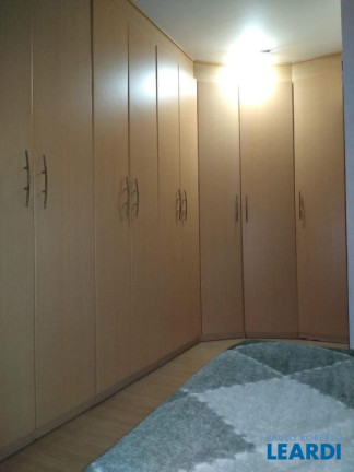 Imagem Sobrado com 3 Quartos à Venda, 250 m² em Vila Guarani - Santo André Imagem Sobrado com 3 Quartos à Venda, 250 m² em Vila Guarani - Santo André