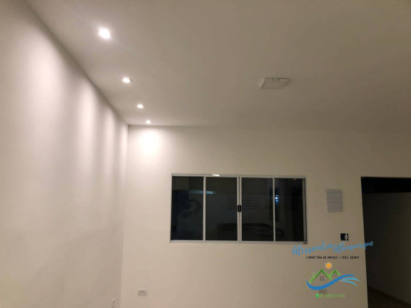 Imagem Casa com 2 Quartos à Venda, 74 m² em Balneário Tupy - Itanhaém