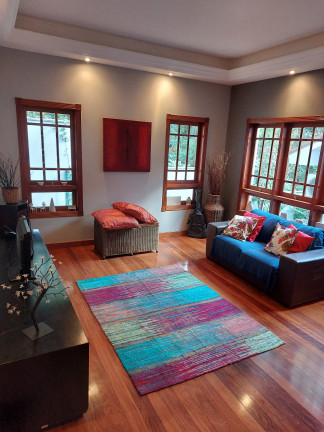 Imagem Casa com 3 Quartos à Venda, 379 m² em Vila Vianna - Cotia