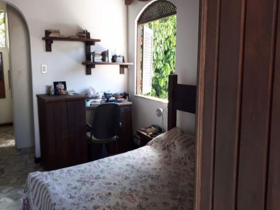 Imagem Casa com 4 Quartos à Venda, 355 m² em Candeal - Salvador