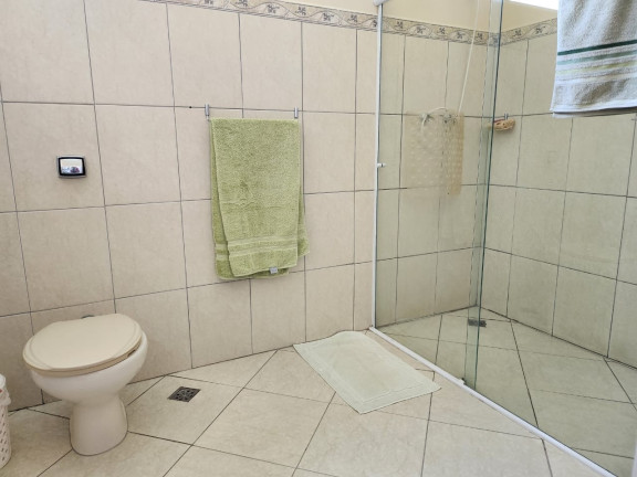 Imagem Sobrado com 4 Quartos à Venda, 204 m² em Santana - Pindamonhangaba
