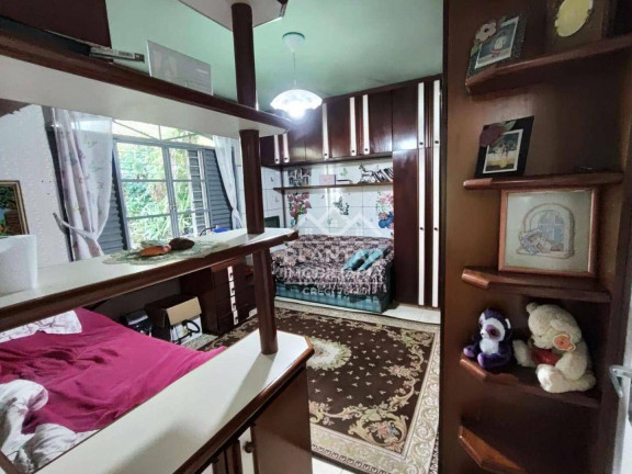 Imagem Casa com 3 Quartos à Venda, 158 m² em Bigorrilho - Curitiba Imagem Casa com 3 Quartos à Venda, 158 m² em Bigorrilho - Curitiba