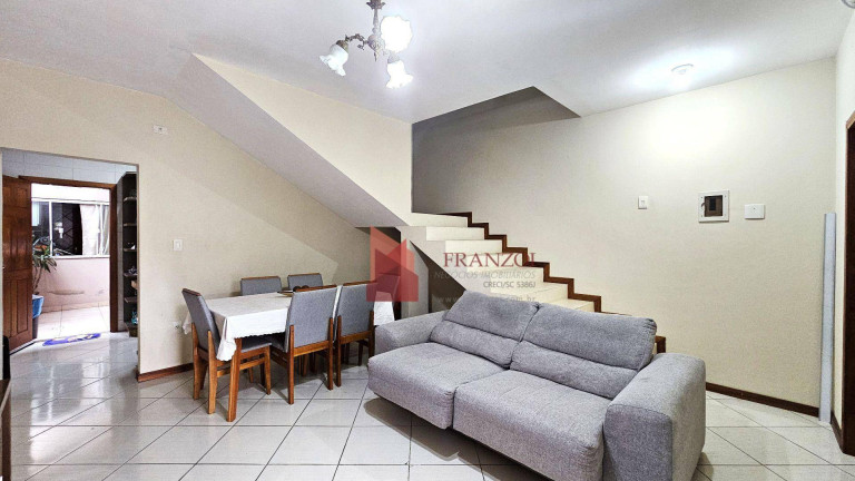 Imagem Sobrado com 2 Quartos à Venda, 100 m² em Cordeiros - Itajaí