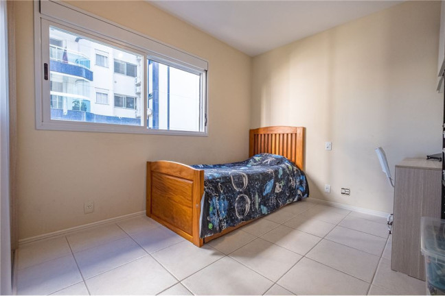 Imagem Imóvel com 4 Quartos à Venda,  em Itacorubi - Florianópolis