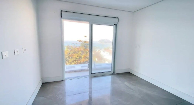 Imagem Apartamento com 3 Quartos à Venda, 200 m² em Centro - Guaratuba Imagem Apartamento com 3 Quartos à Venda, 200 m² em Centro - Guaratuba