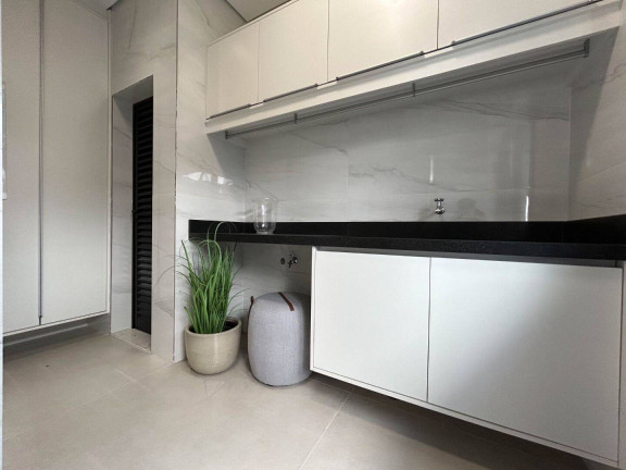 Imagem Casa com 6 Quartos à Venda, 400 m² em Riviera De São Lourenço - Bertioga Imagem Casa com 6 Quartos à Venda, 400 m² em Riviera De São Lourenço - Bertioga