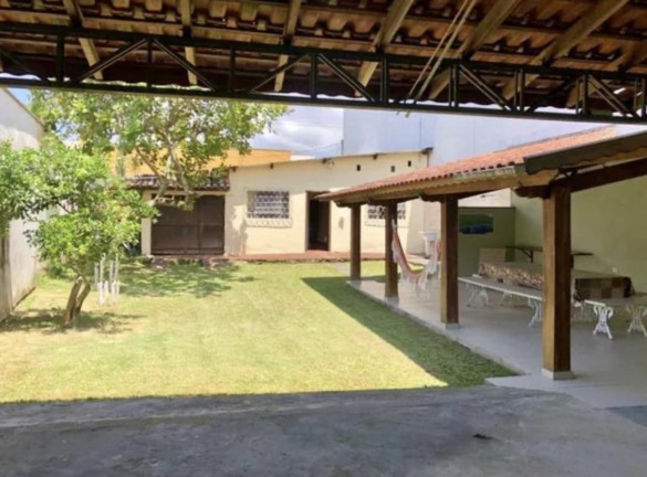 Imagem Casa com 4 Quartos à Venda, 240 m² em Centro - Ubatuba Imagem Casa com 4 Quartos à Venda, 240 m² em Centro - Ubatuba